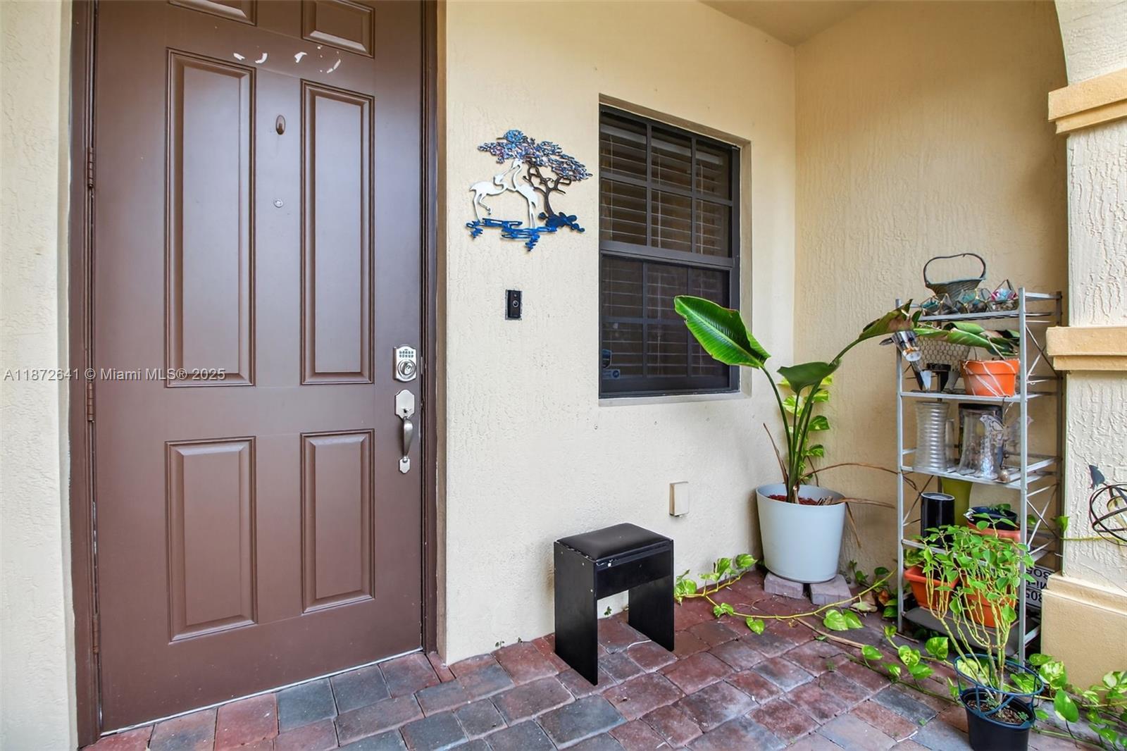 348 NE 37th Ter