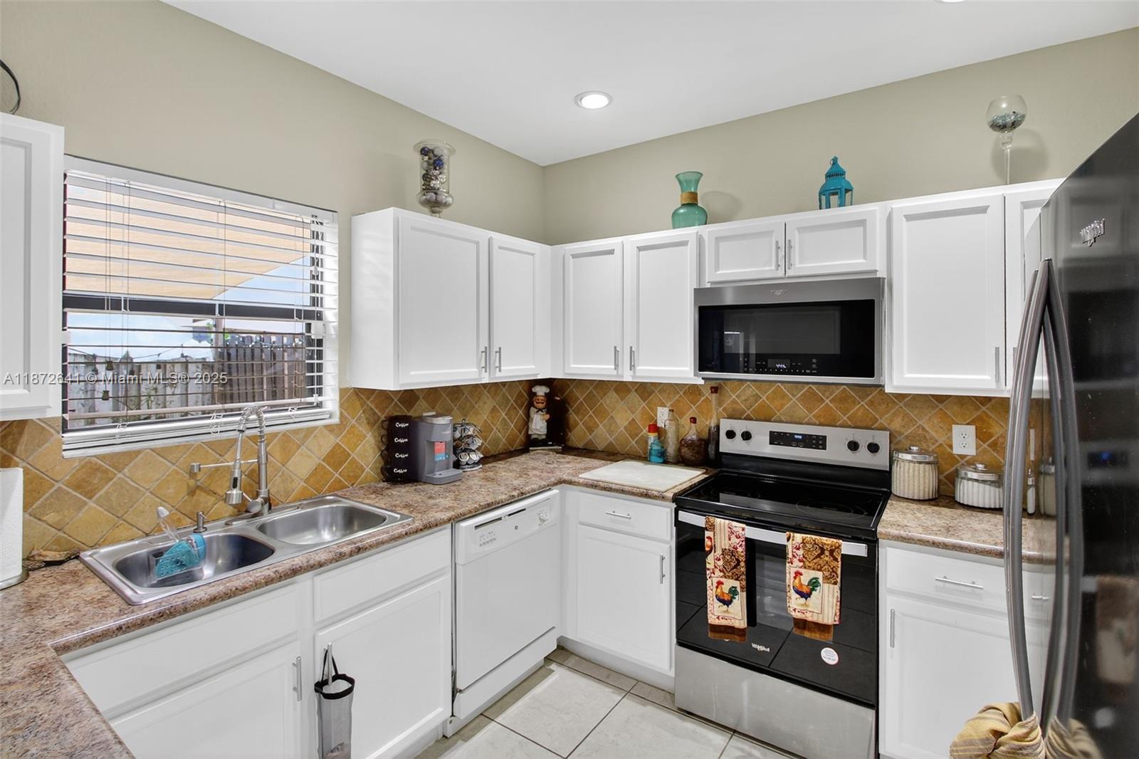 BAYWINDS OF IBIZA - Residential