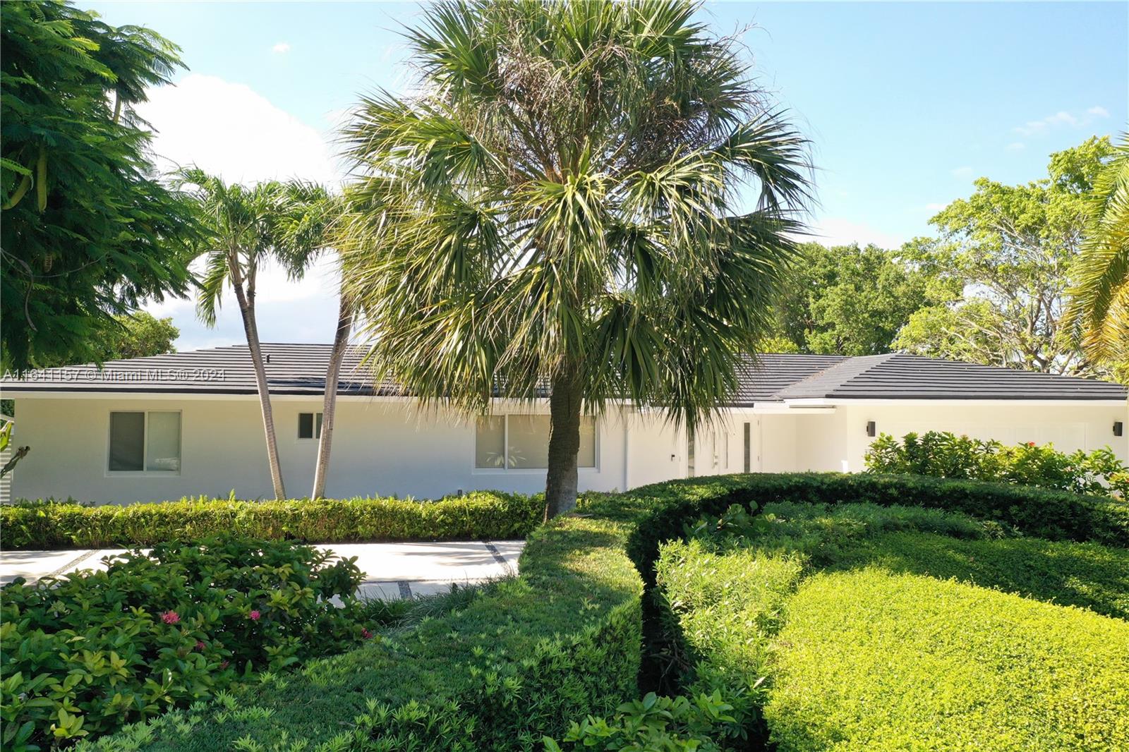 200 Harbor Dr