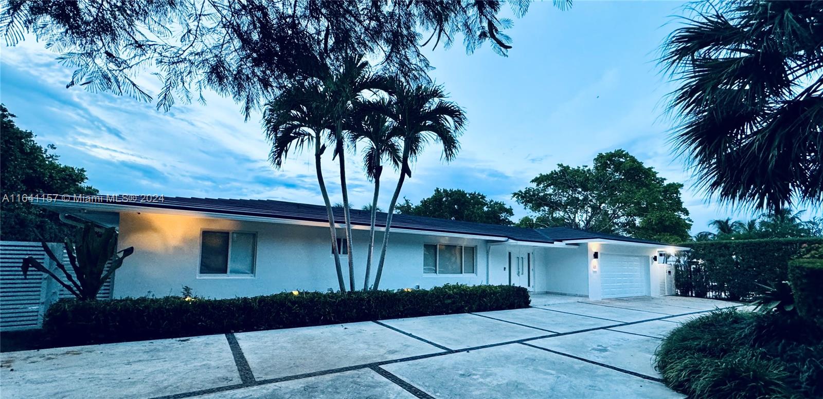 TROPICAL ISLE HOMES SUB 4 - Residential