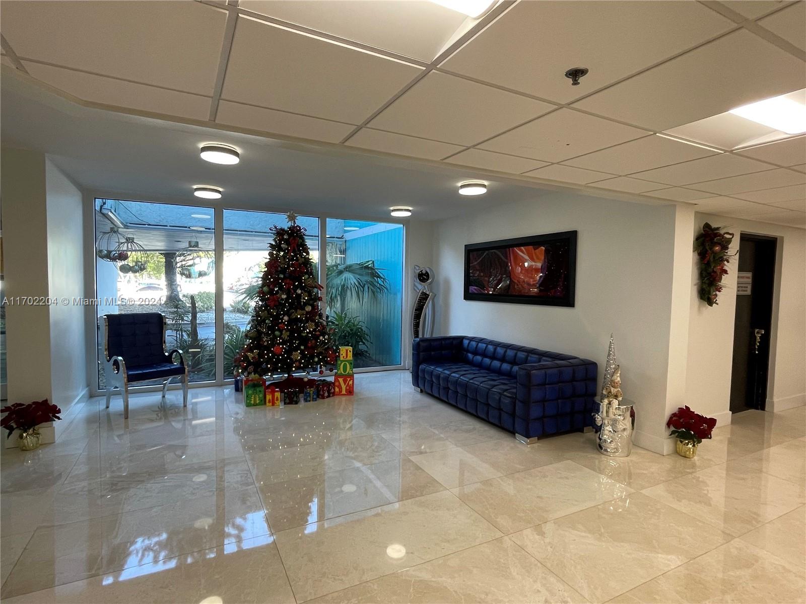 HILLCREST EAST NO 20 COND - Residential