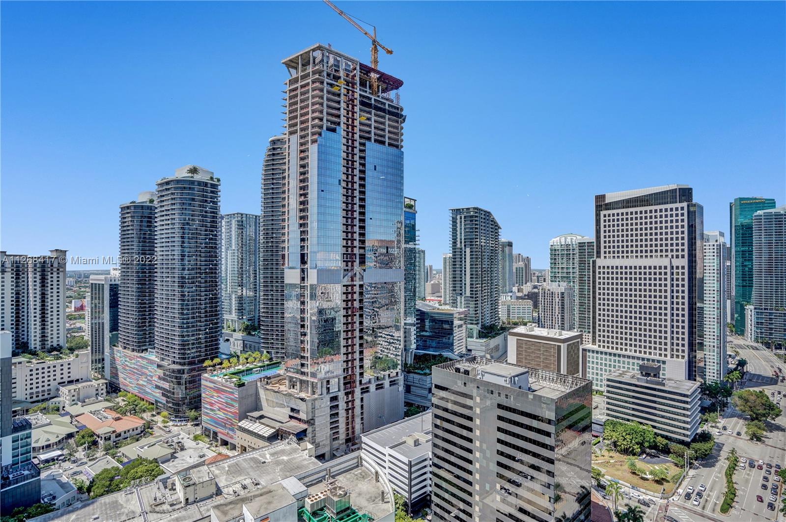 THE PLAZA 901 BRICKELL CO - Residential Lease