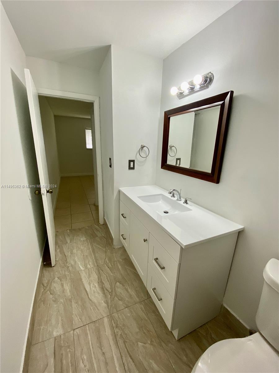 SUMMER LAKE - Residential Lease