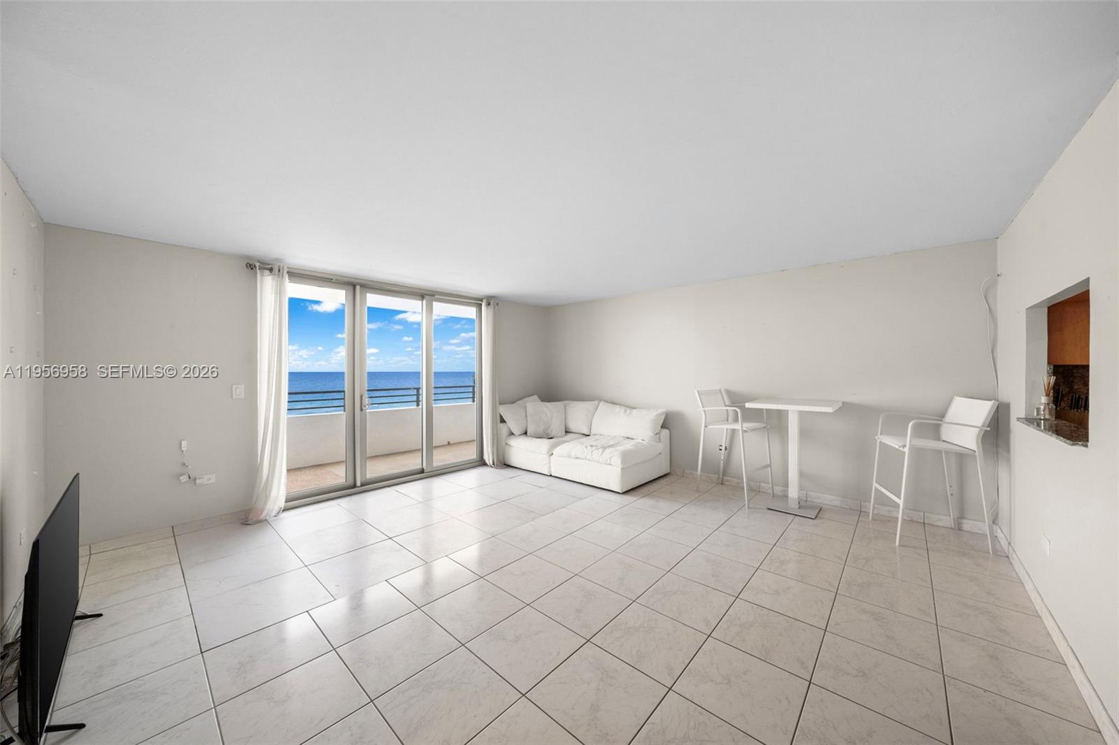 OCEANSIDE PLAZA CONDO - Residential
