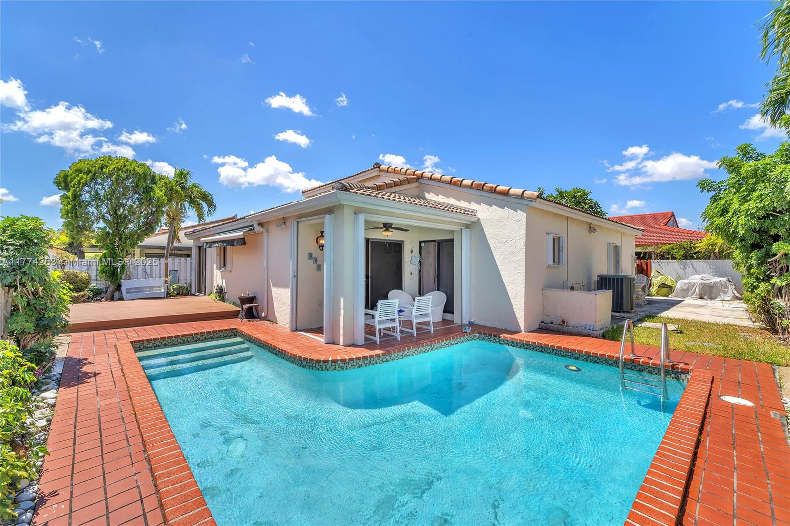 Property for Sale at 519 Sw 88th Pl E Pl, Miami, Broward County, Florida - Bedrooms: 4 
Bathrooms: 2  - $750,000