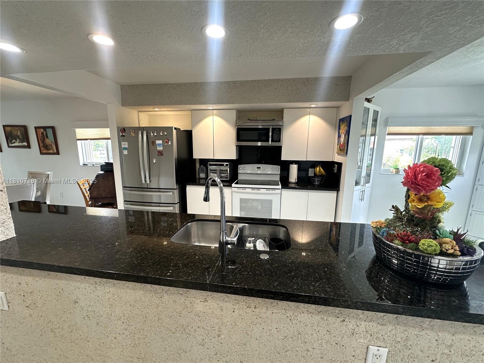 13700 SW 14th St 412D