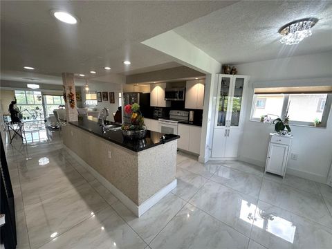 13700 SW 14th St 412D Pembroke Pines FL 33027