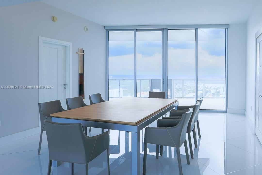 Jade Beach - Residential