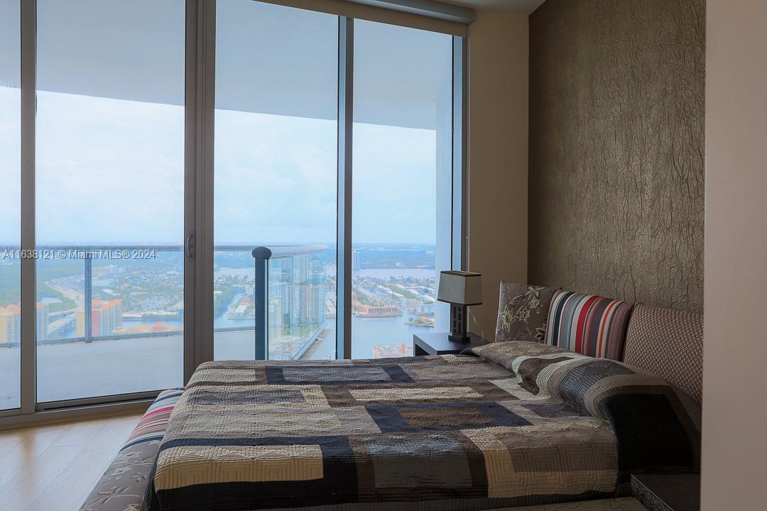 Jade Beach - Residential