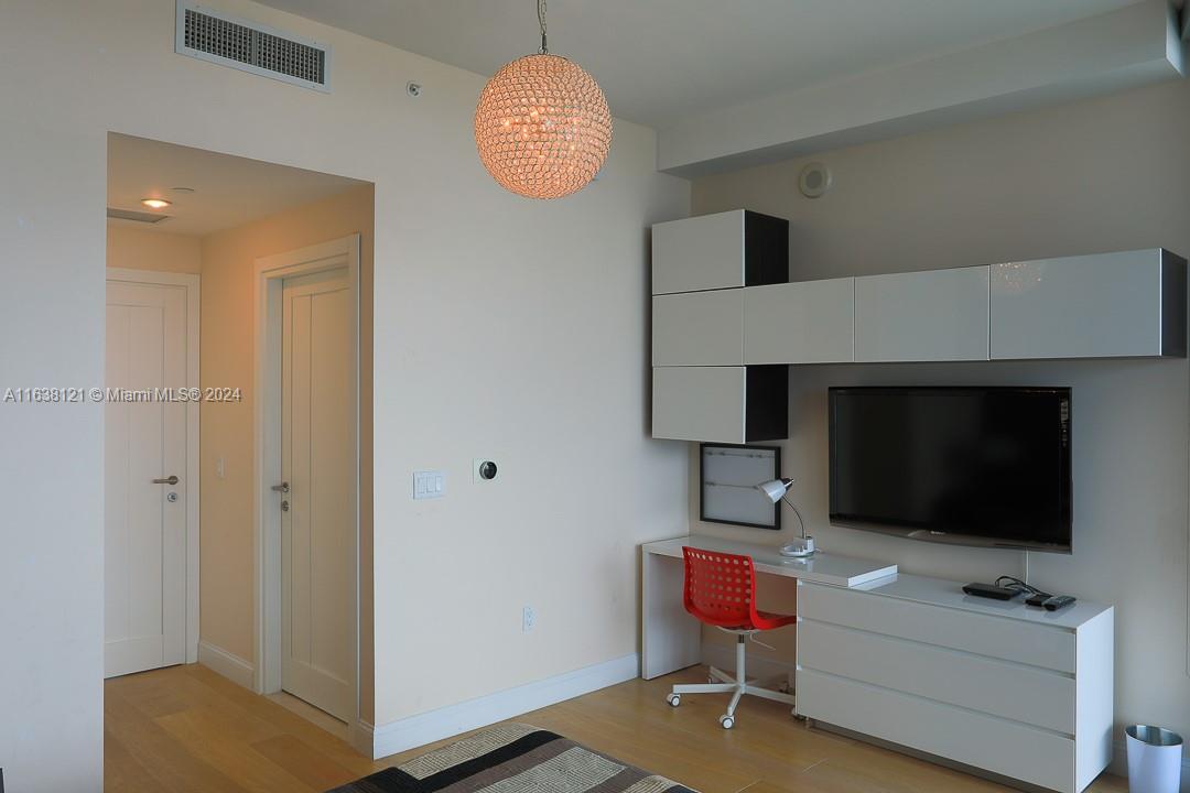 Jade Beach - Residential