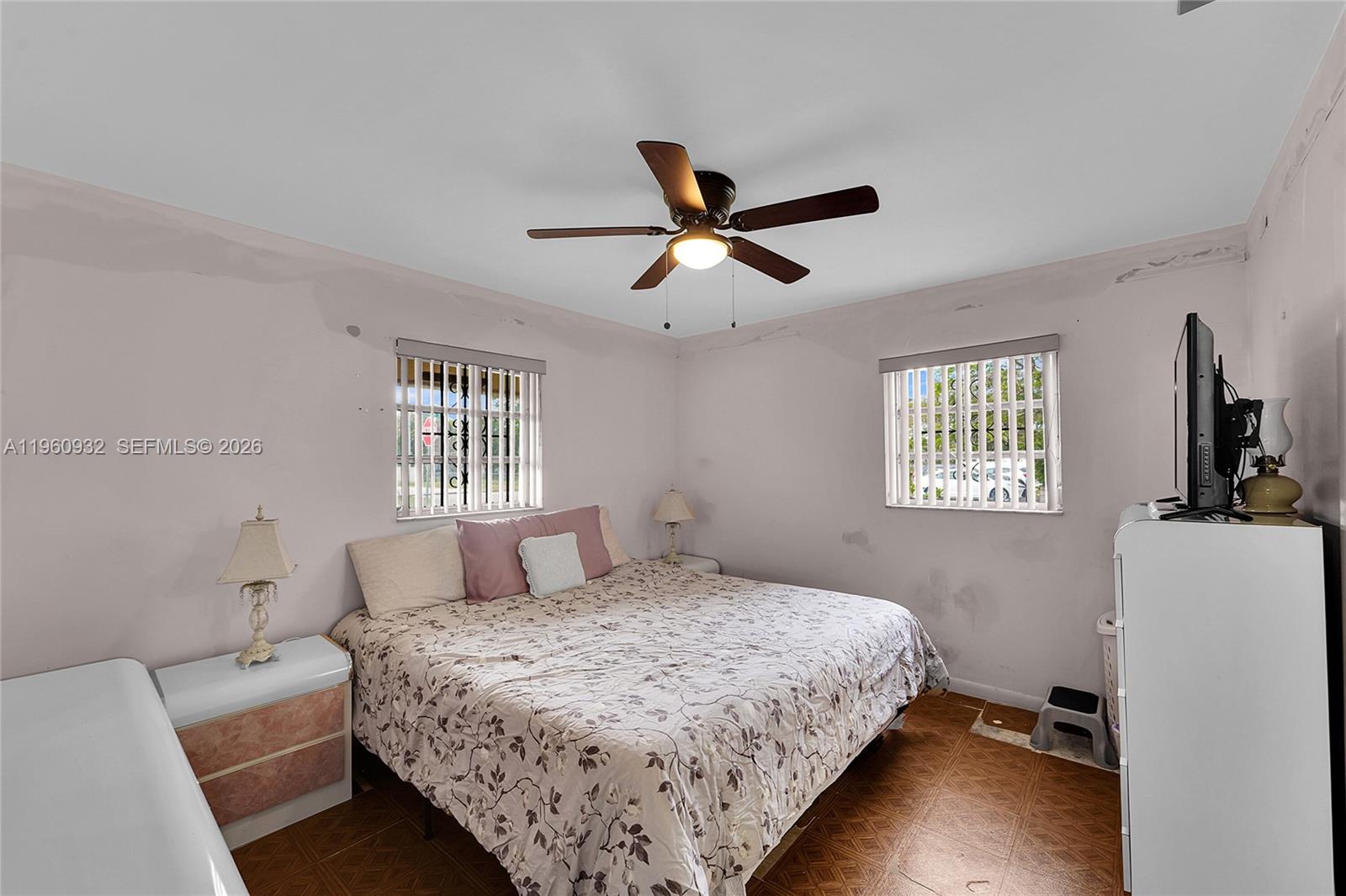 BEVERLY PARK - Residential