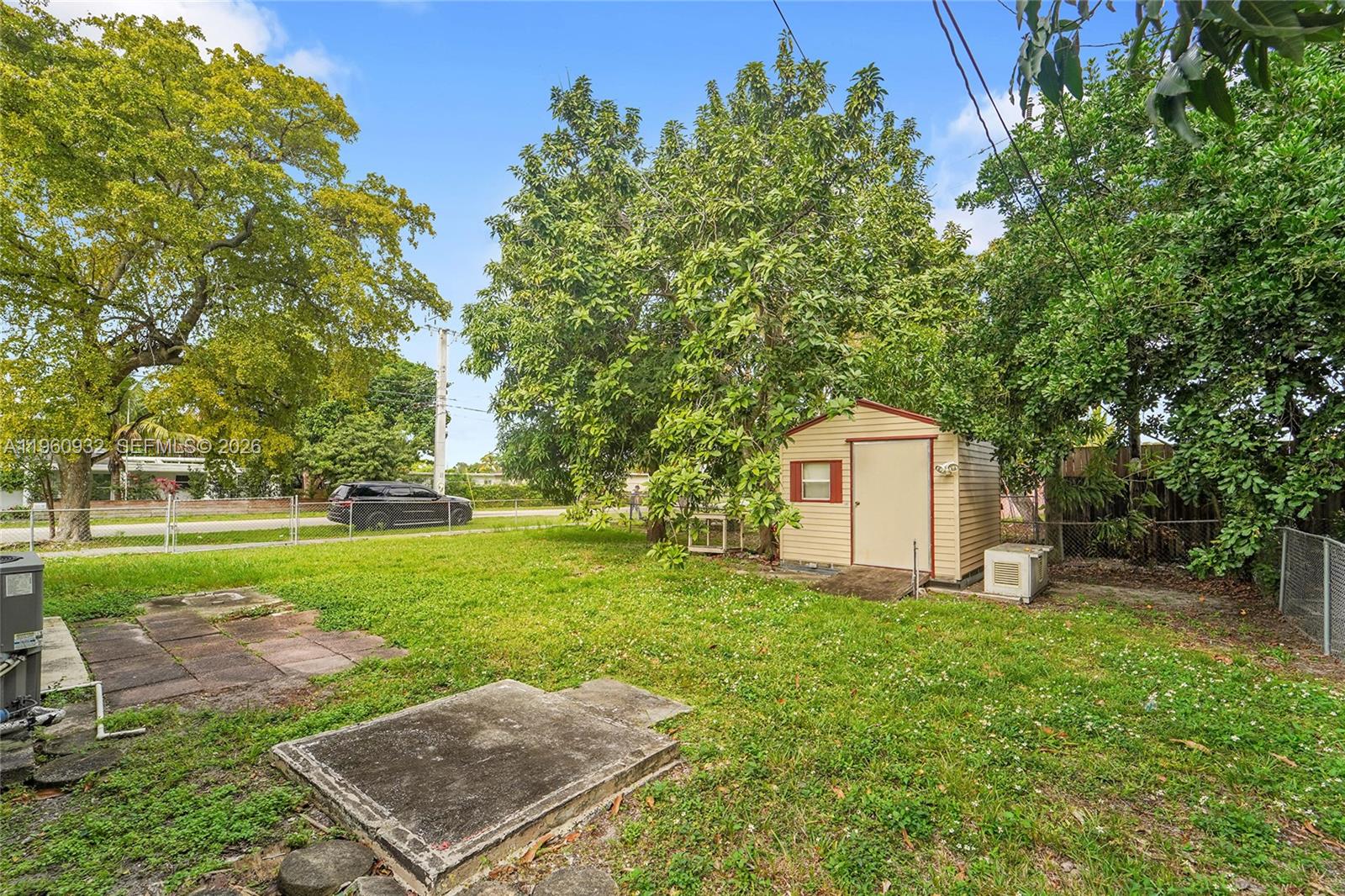 BEVERLY PARK - Residential