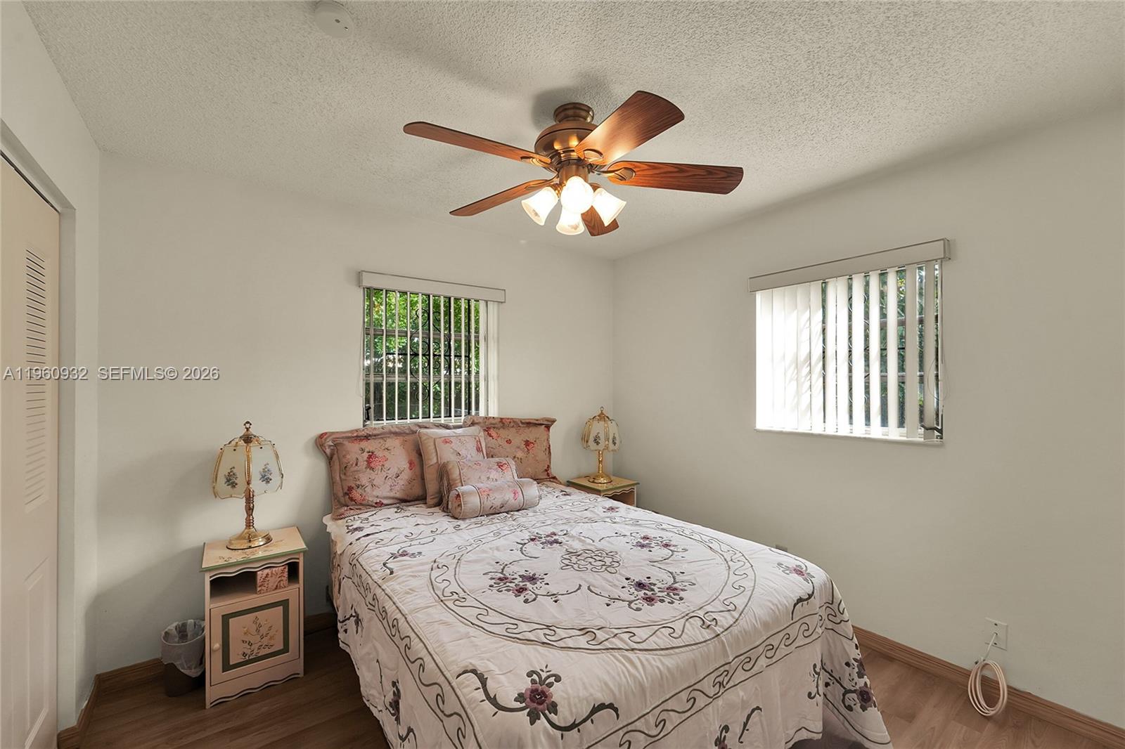 BEVERLY PARK - Residential