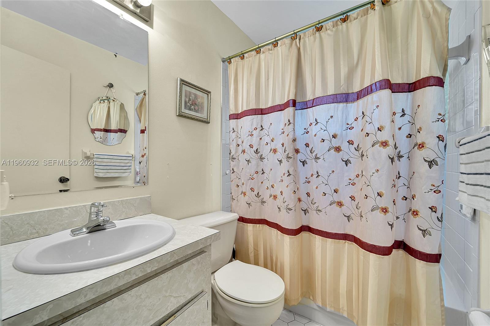 BEVERLY PARK - Residential