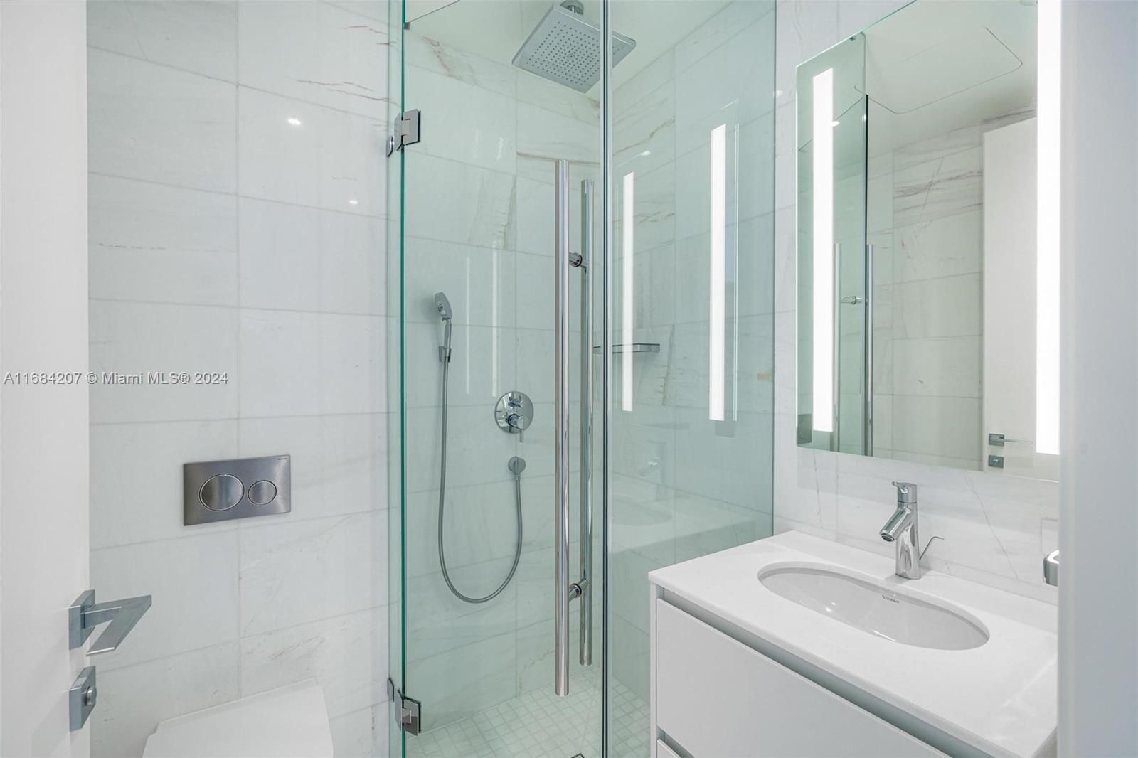 Aston Martin Residences - Residential