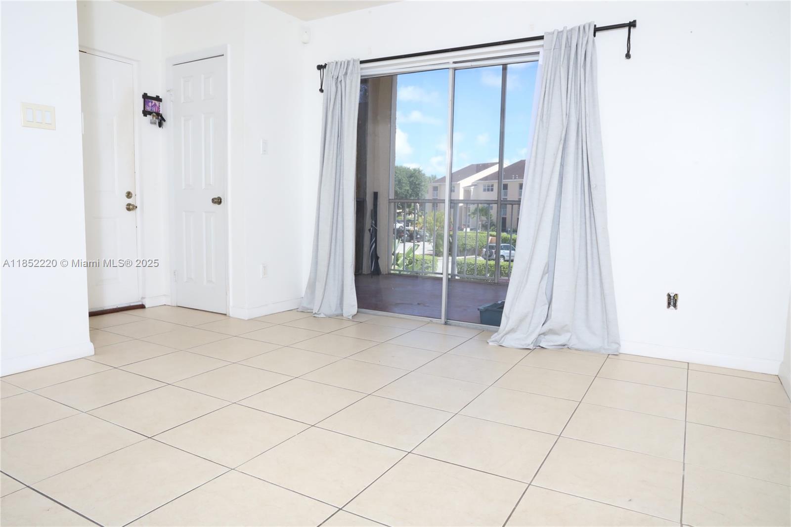 15325 SW 106th Ter 632