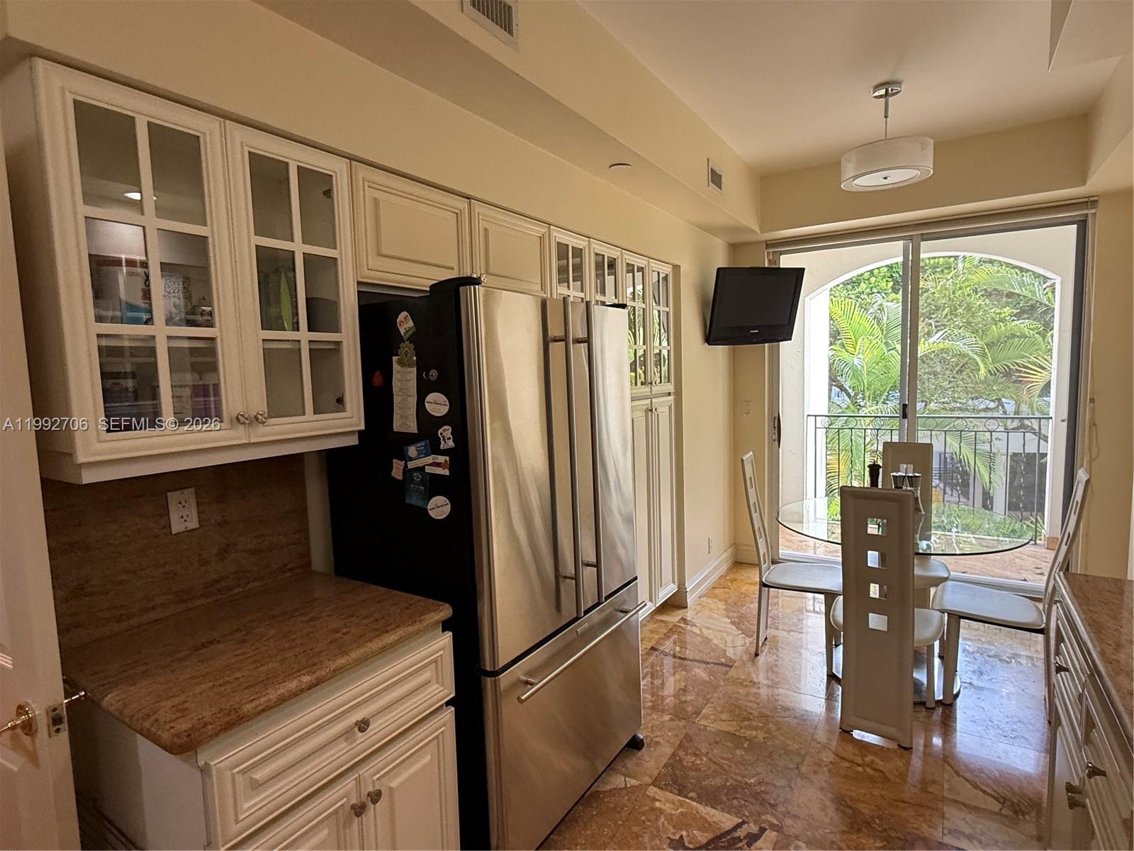 MEDITERRANEAN VILLAGE CON - Residential Lease