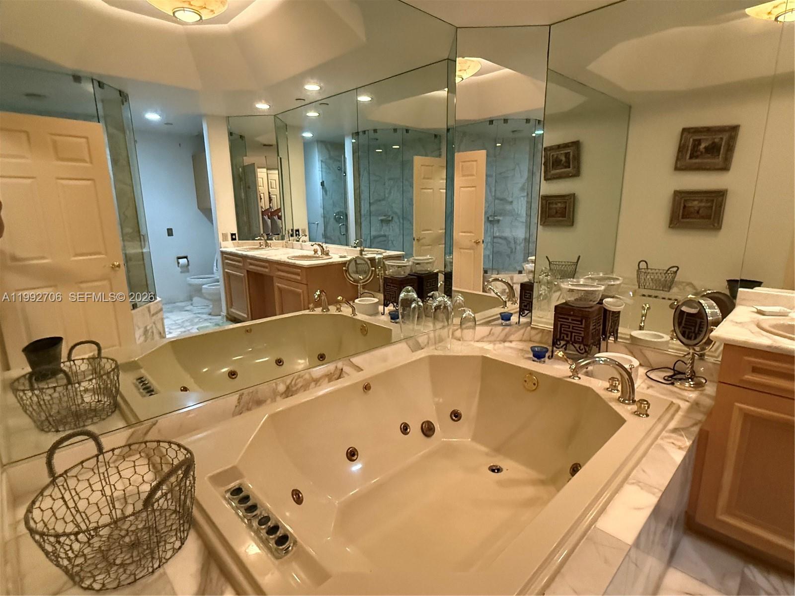 MEDITERRANEAN VILLAGE CON - Residential Lease