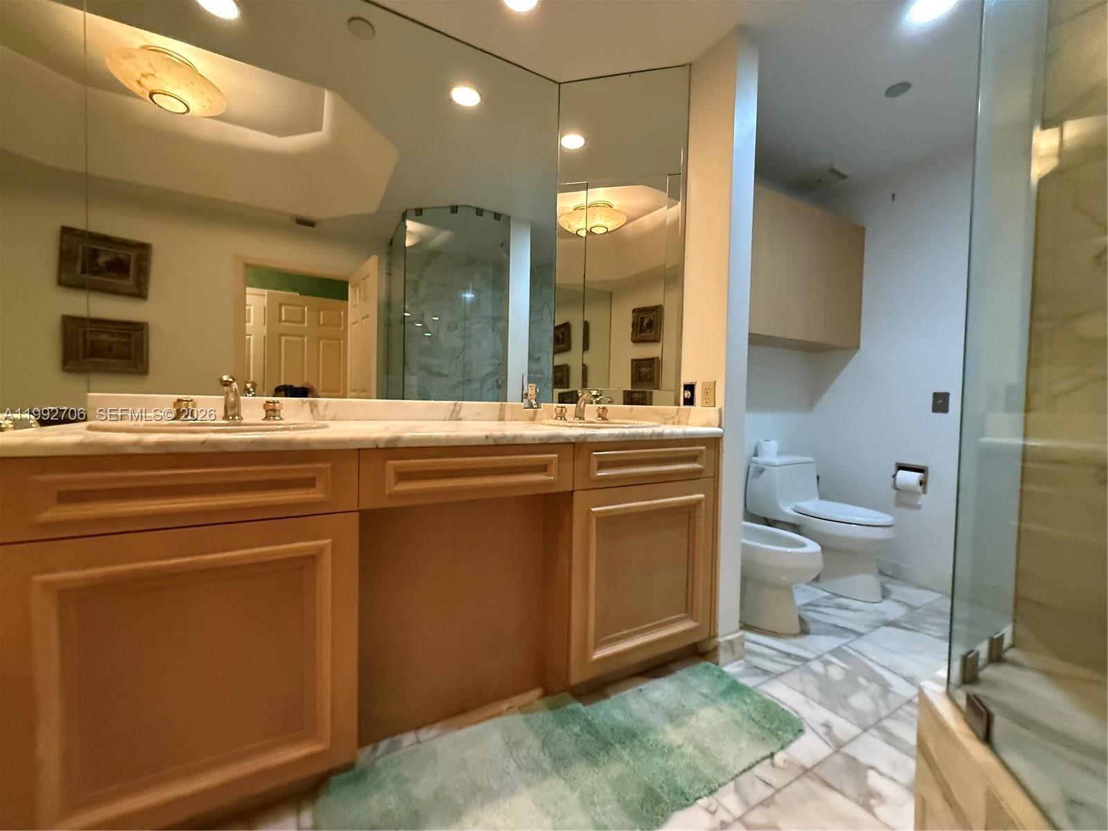 MEDITERRANEAN VILLAGE CON - Residential Lease