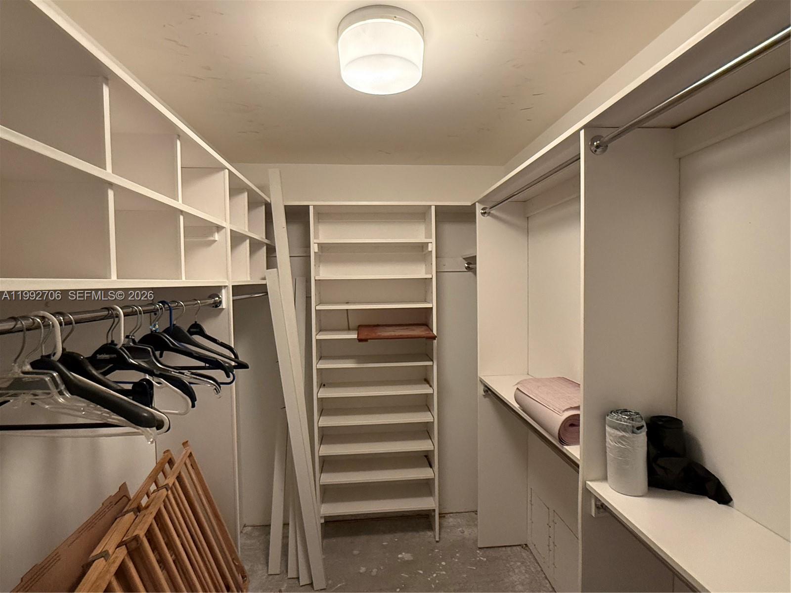 MEDITERRANEAN VILLAGE CON - Residential Lease