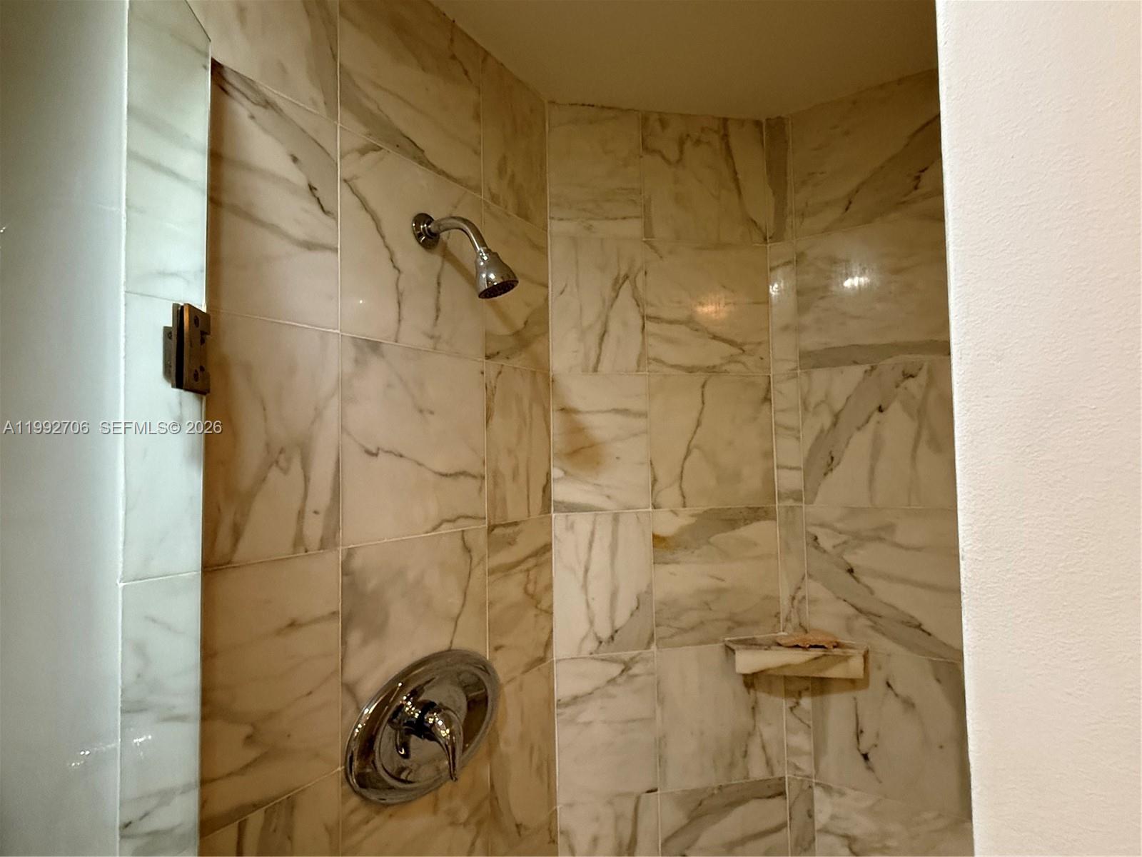 MEDITERRANEAN VILLAGE CON - Residential Lease