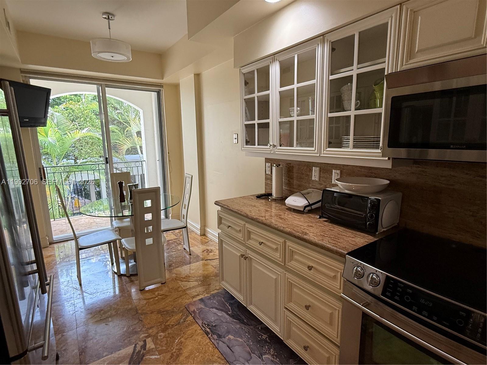 MEDITERRANEAN VILLAGE CON - Residential Lease