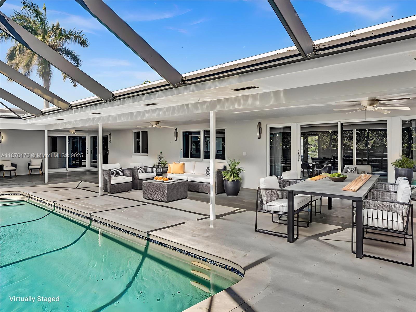 HOLLYWOOD LAKES SECTION - Residential