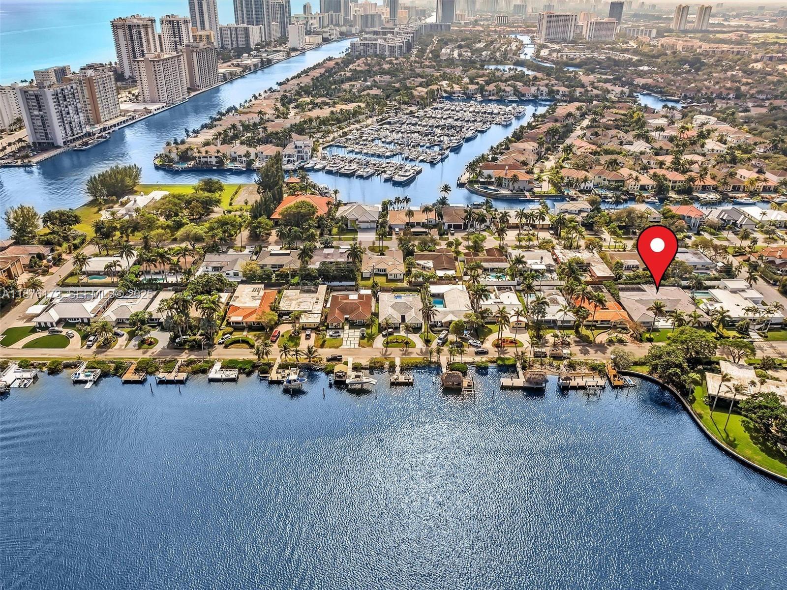 HOLLYWOOD LAKES SECTION - Residential