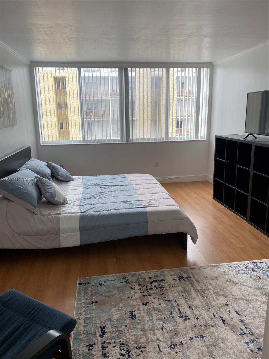 BAYVIEW CONDO - Residential Lease