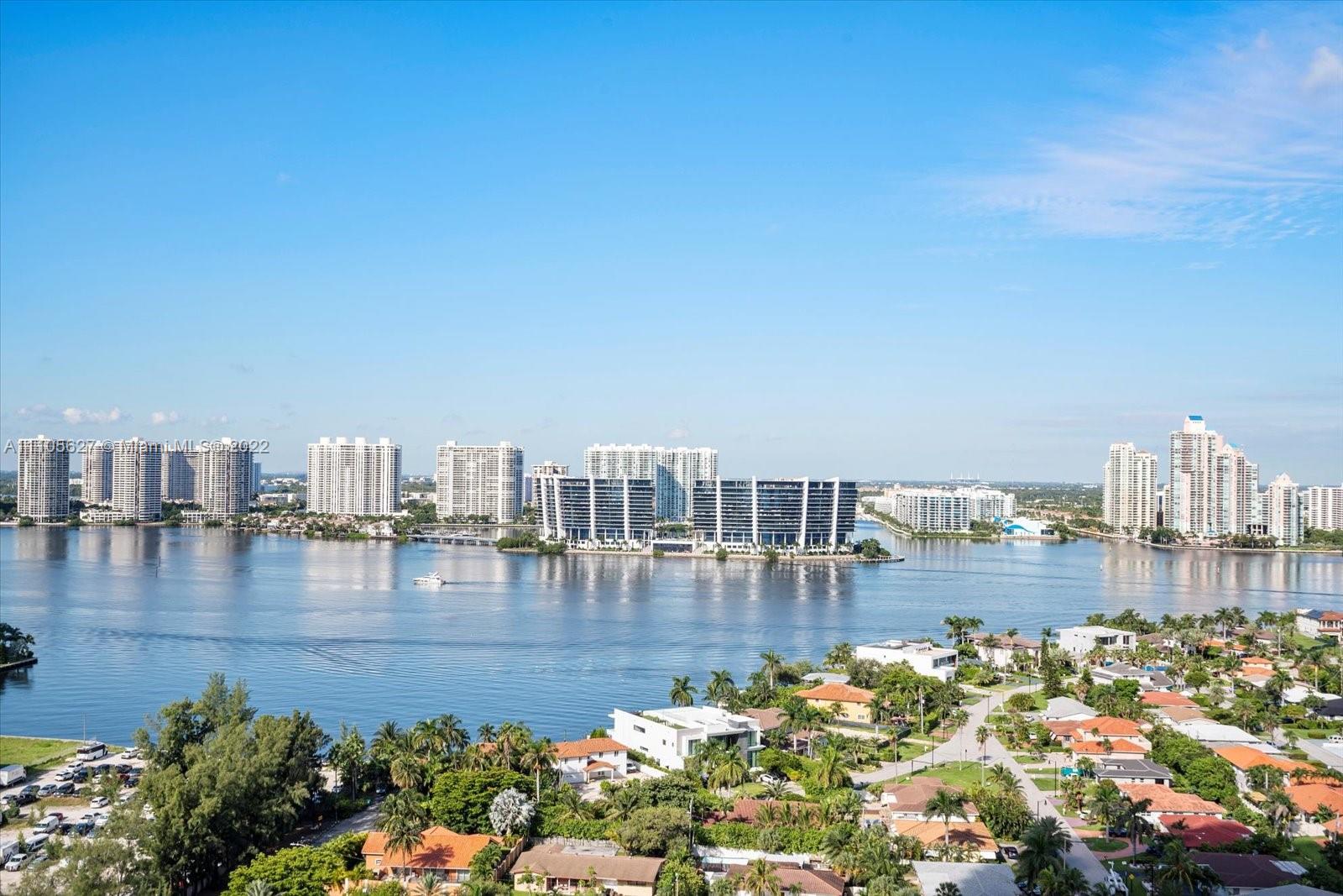 18555 COLLINS AVENUE COND - Residential