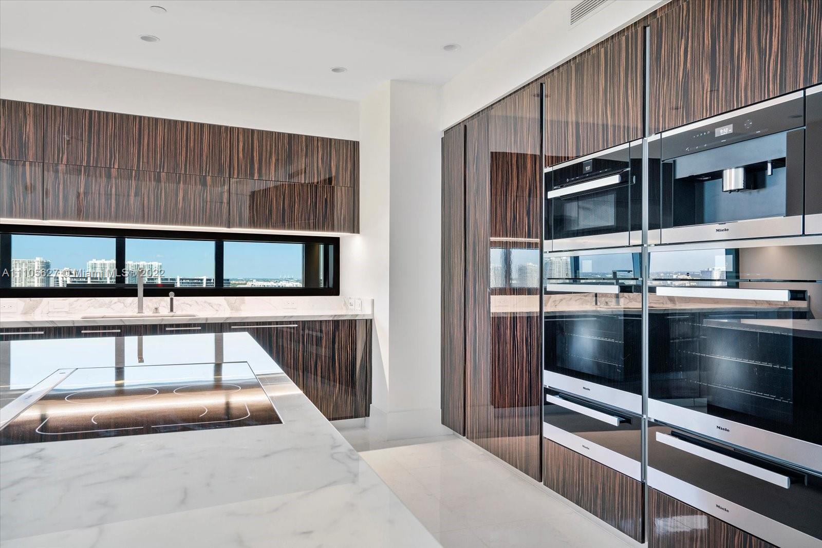 18555 COLLINS AVENUE COND - Residential