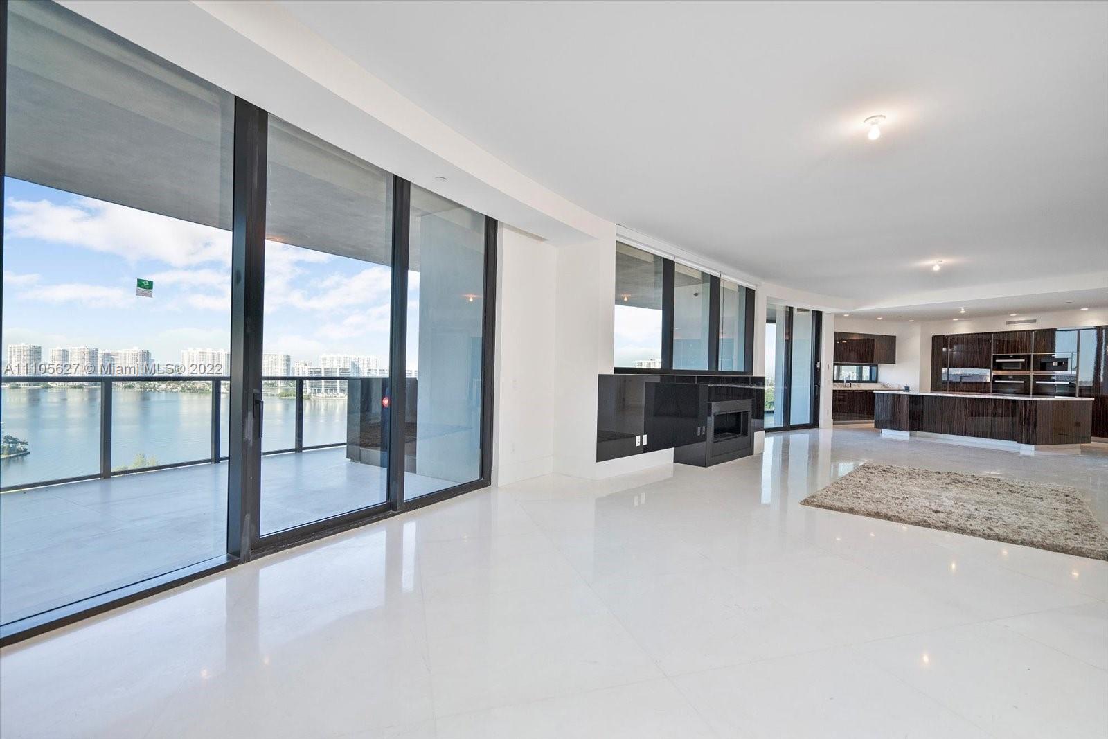 18555 COLLINS AVENUE COND - Residential