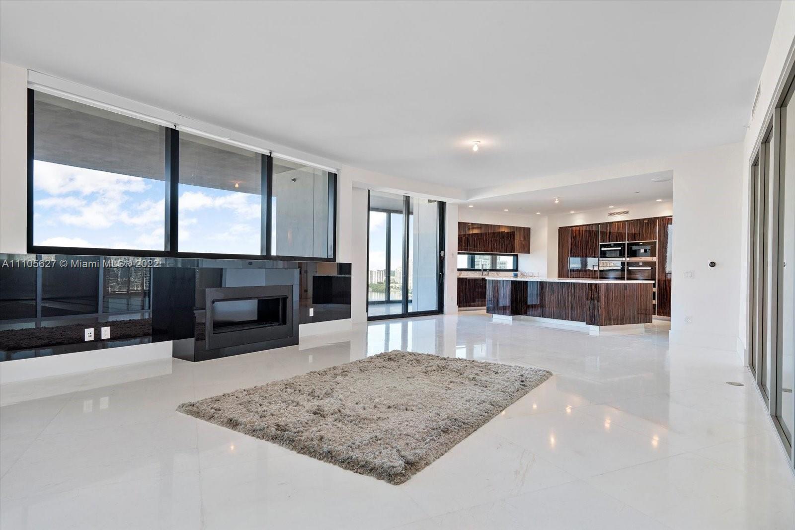 18555 COLLINS AVENUE COND - Residential