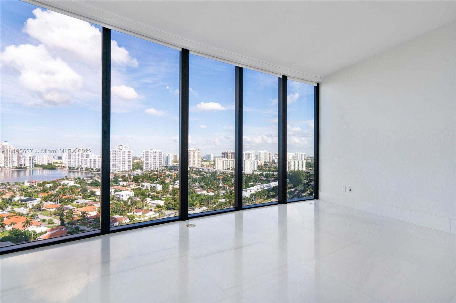 18555 COLLINS AVENUE COND - Residential