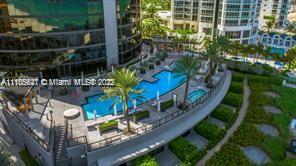 18555 COLLINS AVENUE COND - Residential