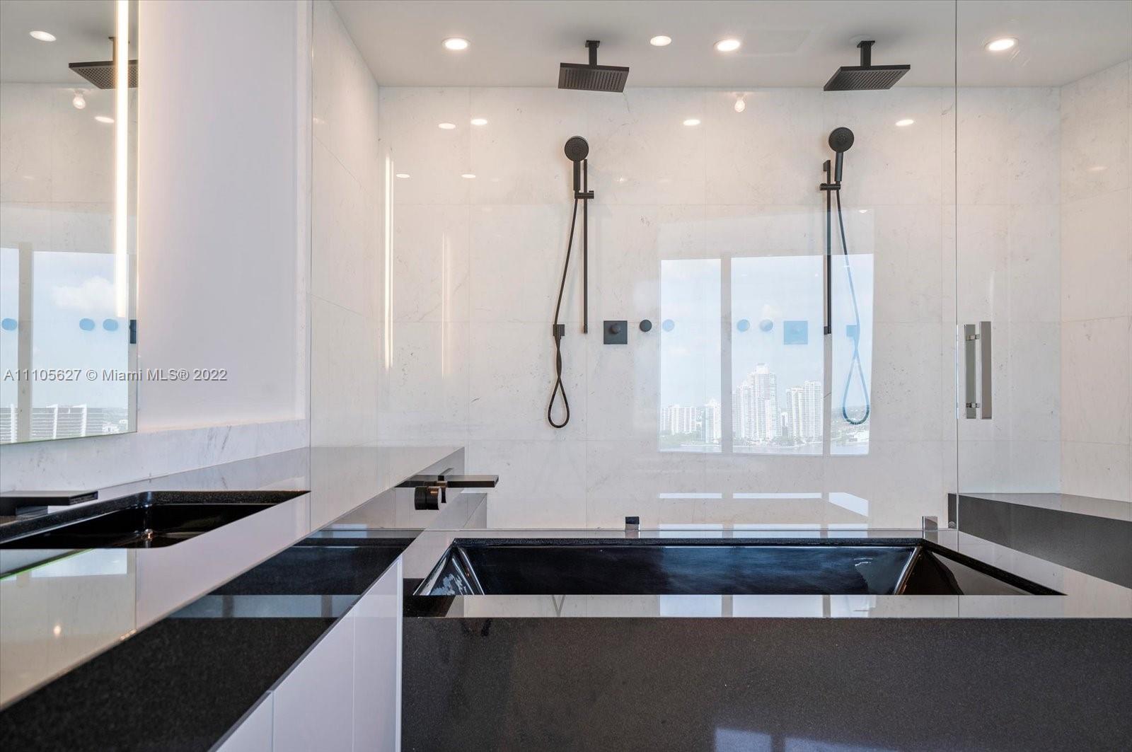 18555 COLLINS AVENUE COND - Residential