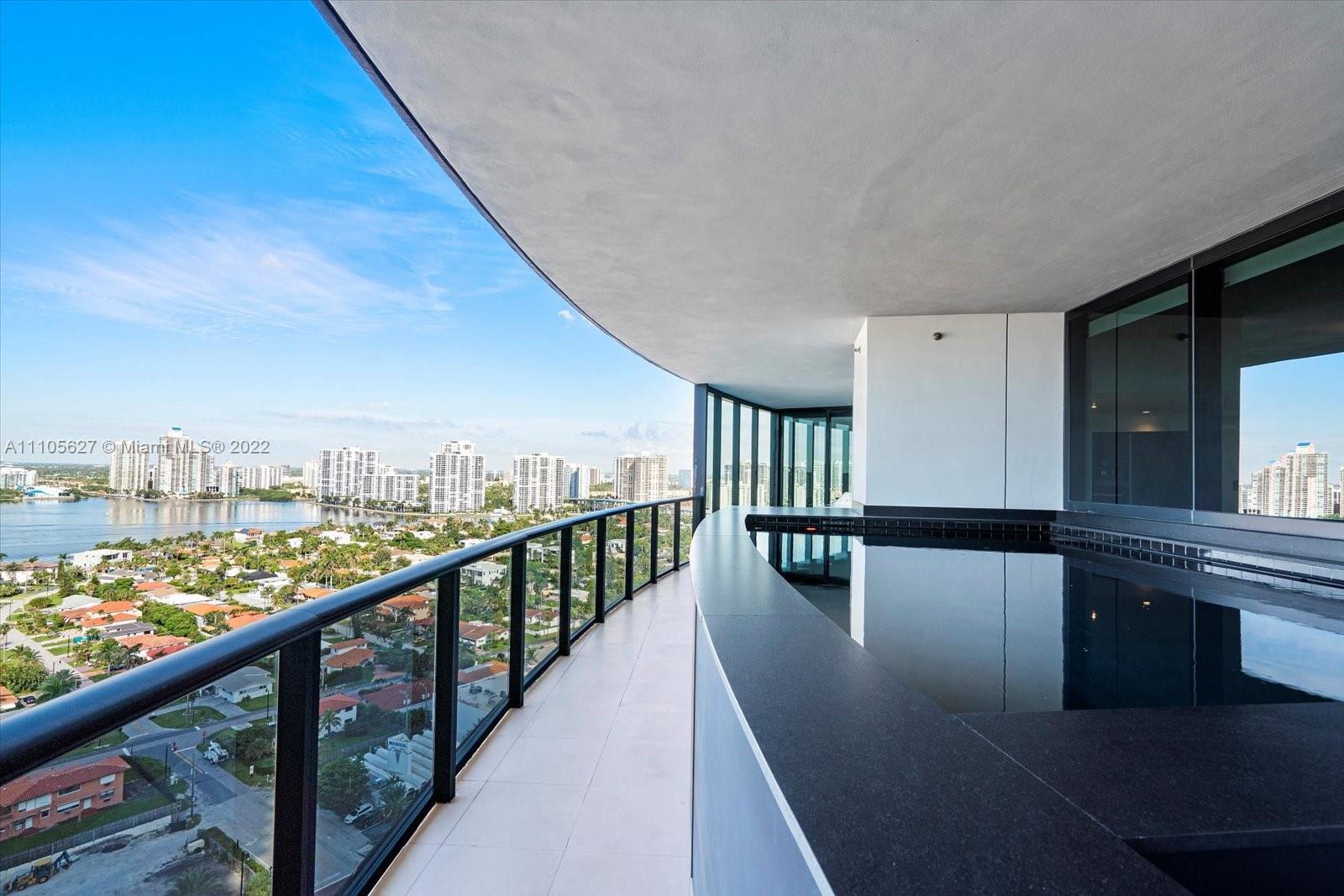 18555 COLLINS AVENUE COND - Residential