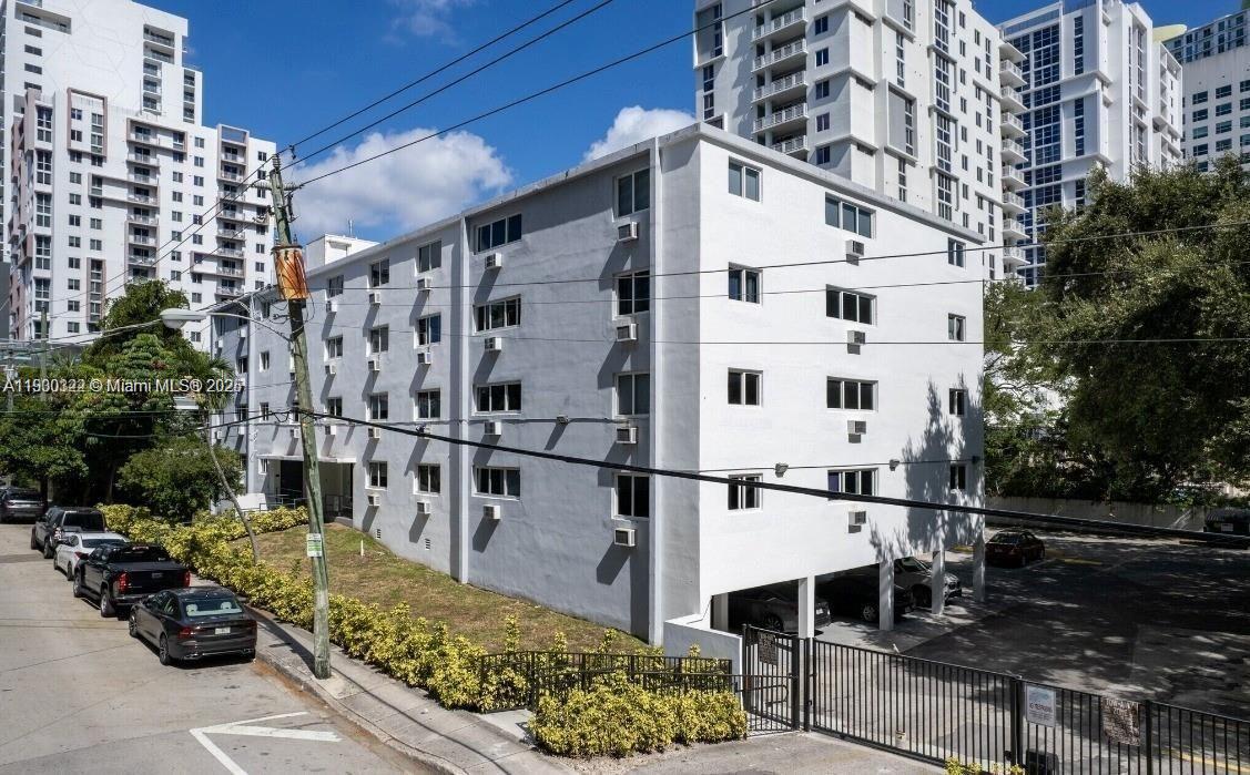 CITY OF MIAMI SOUTH - Residential Lease