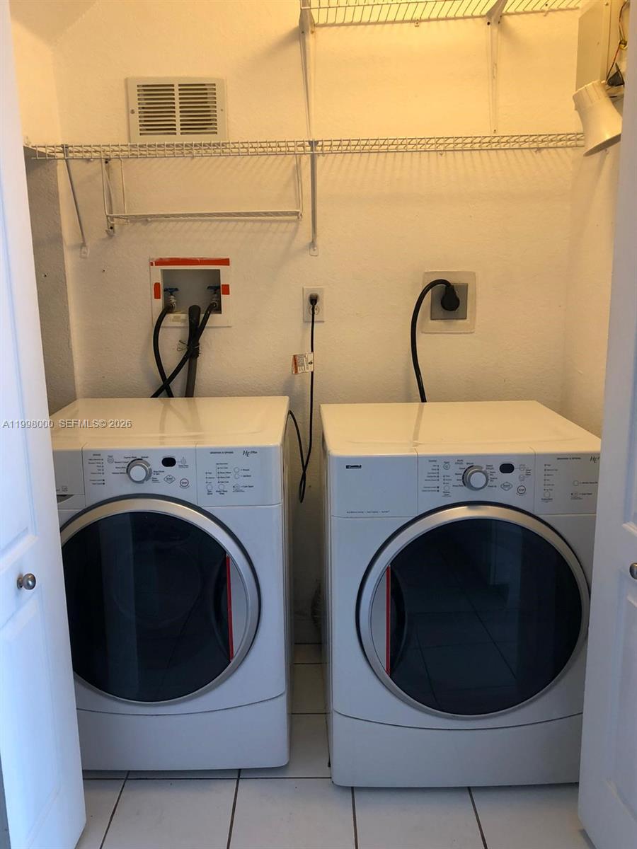 CENTURY PARK CONDO NO 2 - Residential Lease