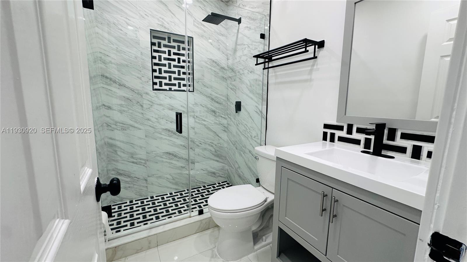 WEST PERRINE ADDN - Residential Lease