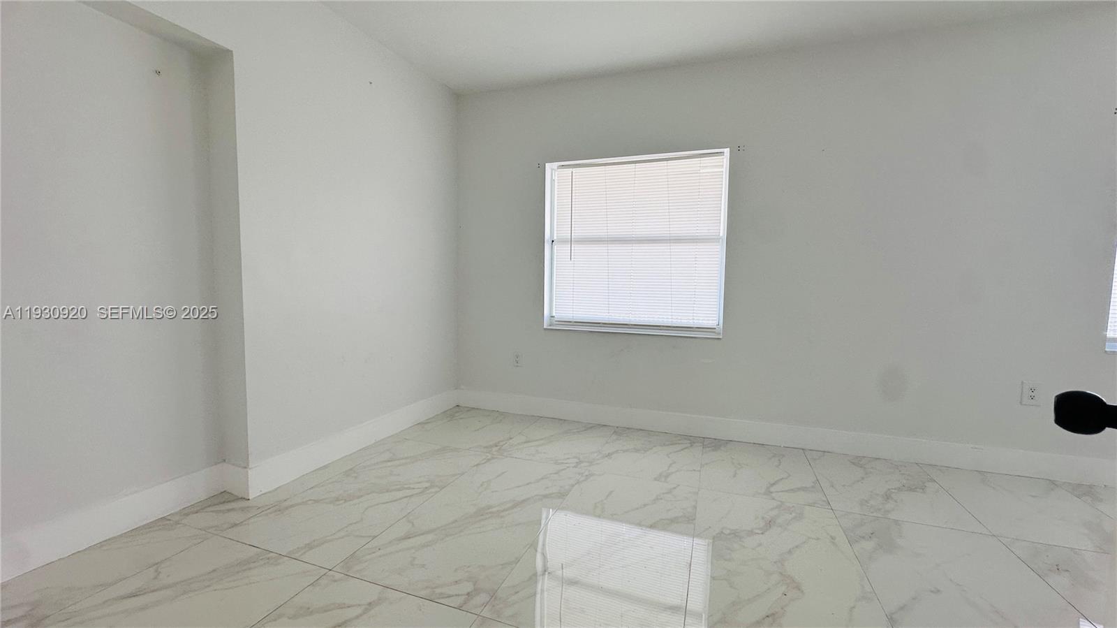 WEST PERRINE ADDN - Residential Lease