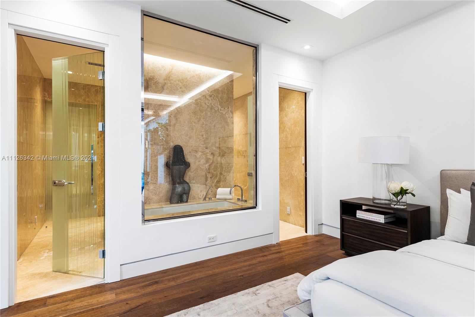 TOWN & COUNTRY ESTATES - Residential