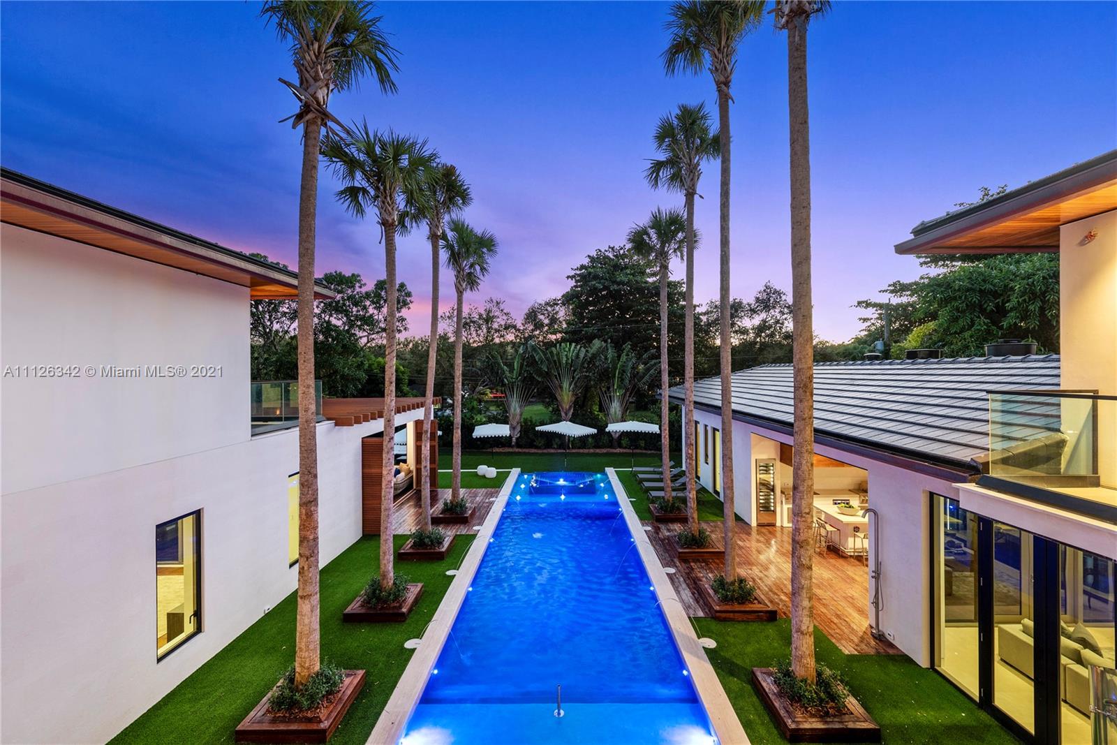 TOWN & COUNTRY ESTATES - Residential