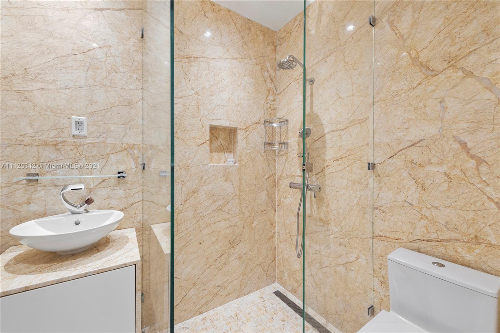 TOWN & COUNTRY ESTATES - Residential