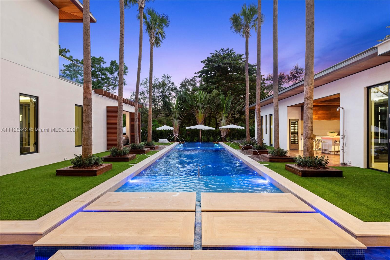 TOWN & COUNTRY ESTATES - Residential