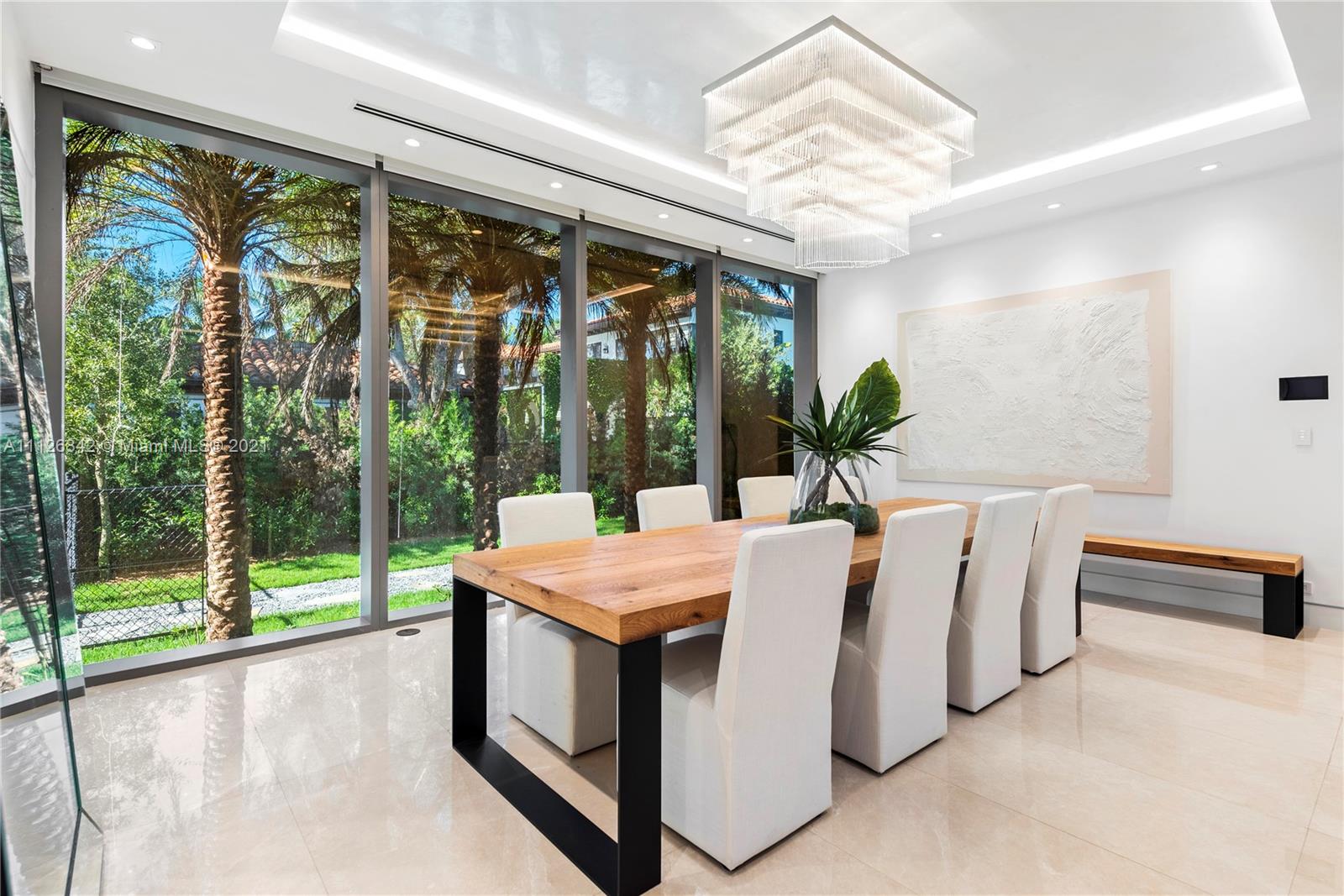 TOWN & COUNTRY ESTATES - Residential