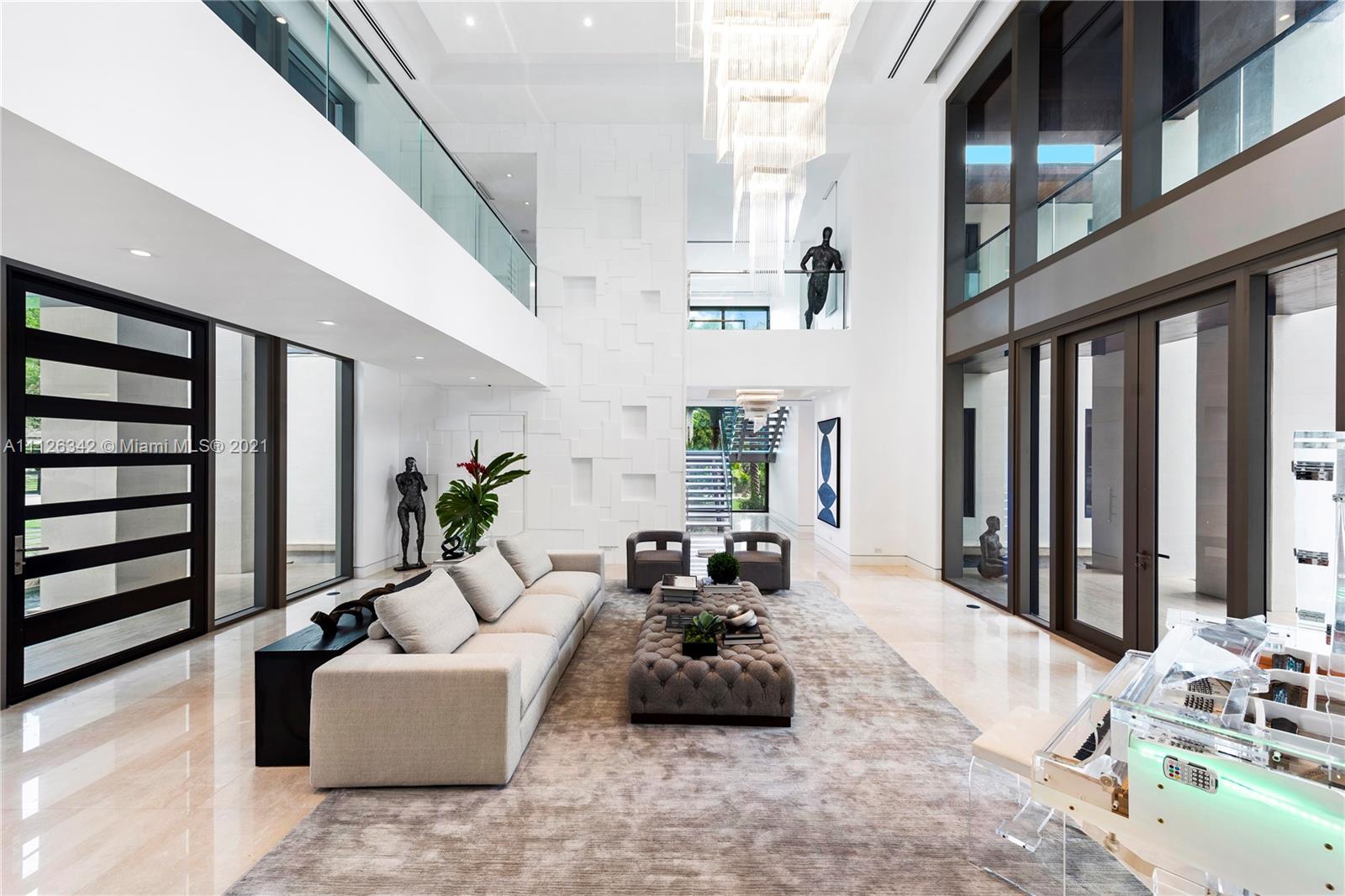 TOWN & COUNTRY ESTATES - Residential