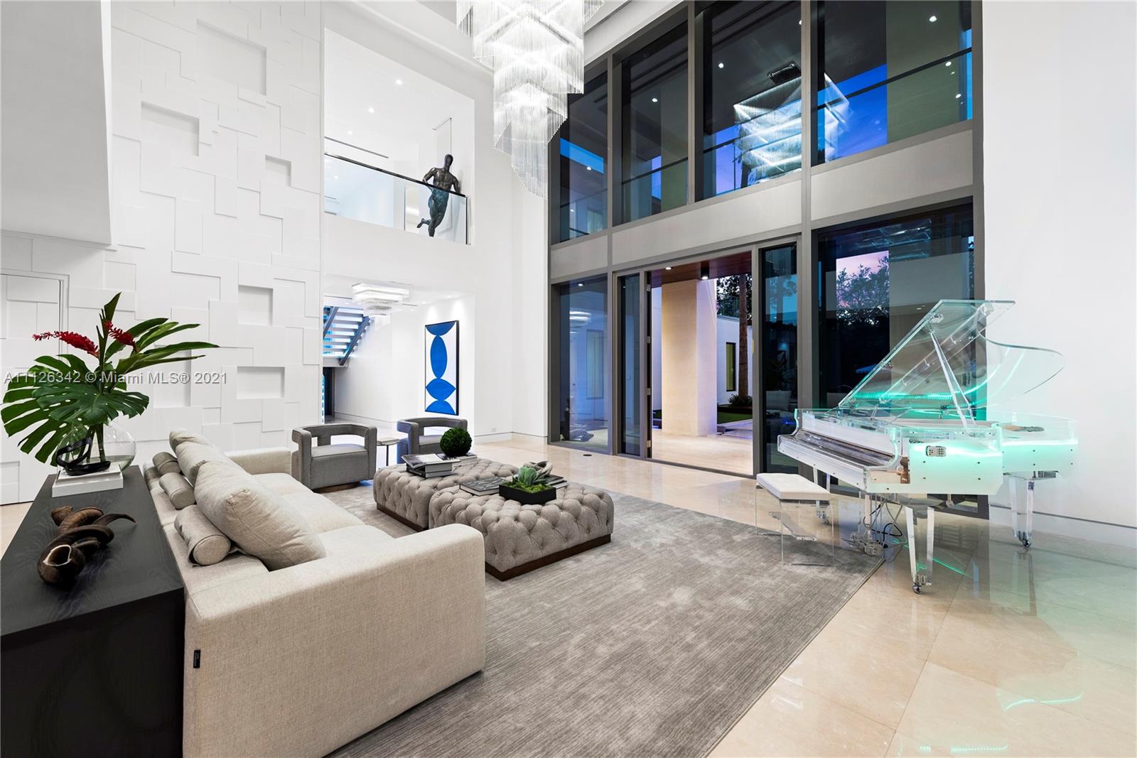 TOWN & COUNTRY ESTATES - Residential