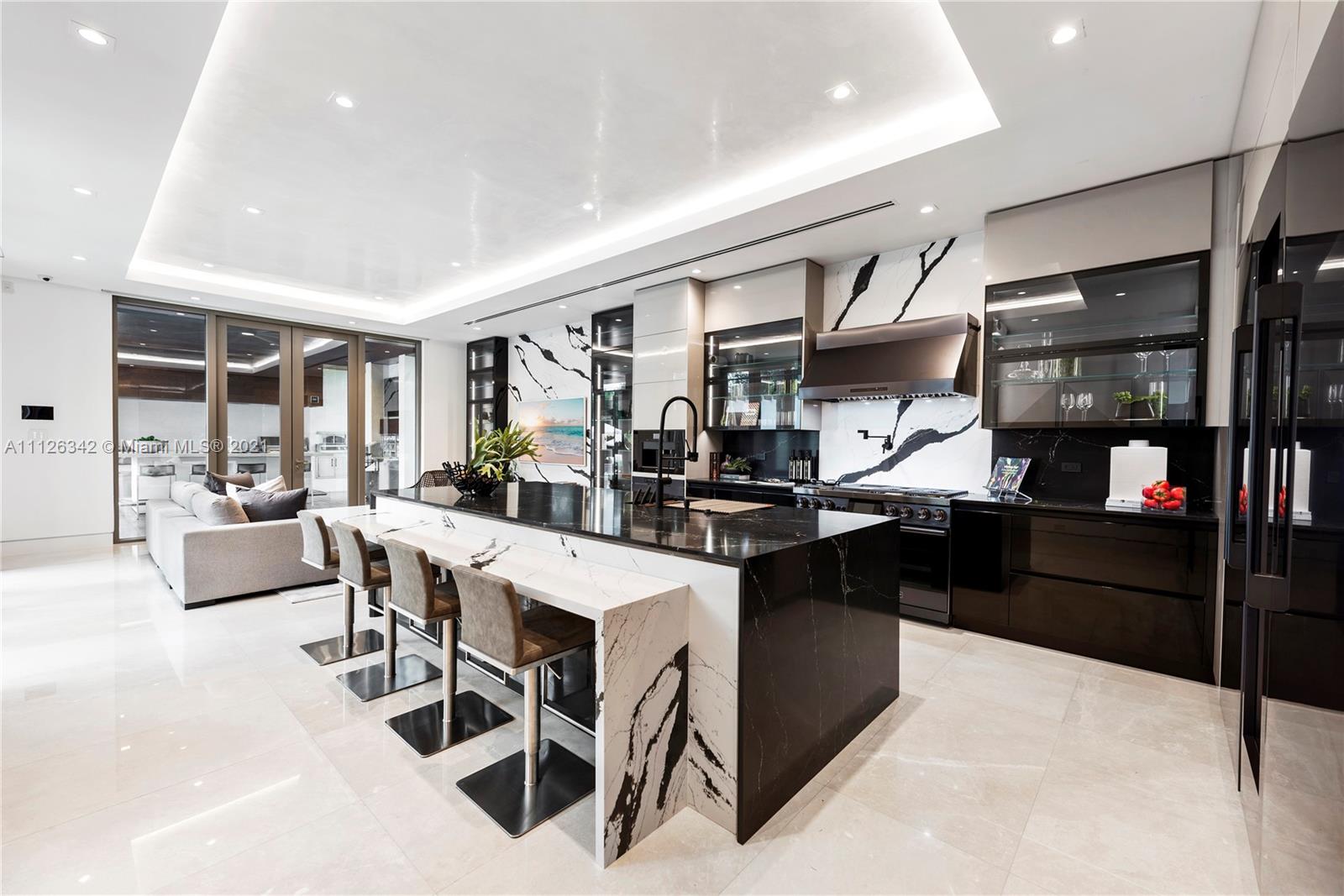 TOWN & COUNTRY ESTATES - Residential