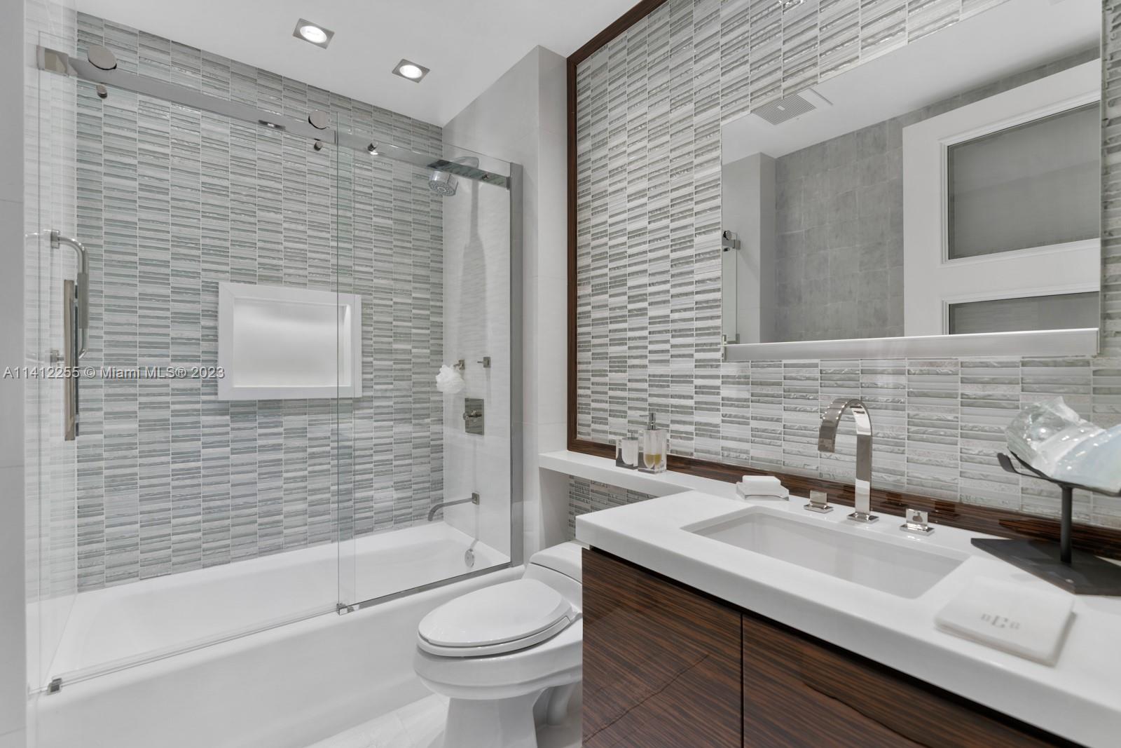 10295 COLLINS AVE RESDNTA - Residential